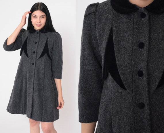 60s Coat Dress Grey Wool Mod Mini Dress Black Peter Pan Collar 3/4 Puff Sleeve Button up Shift Pleated Chic Vintage 1960s Rothschild 2xs xxs