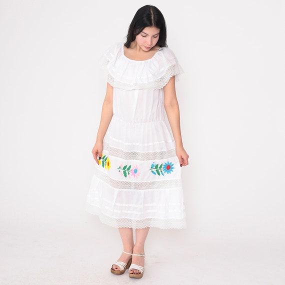 White Peasant Dress 80s Floral Embroidered Off Shoulder Midi Dress Bohemian Mexican Lace Tiered Skirt High Waist Vintage 1980s Medium Large