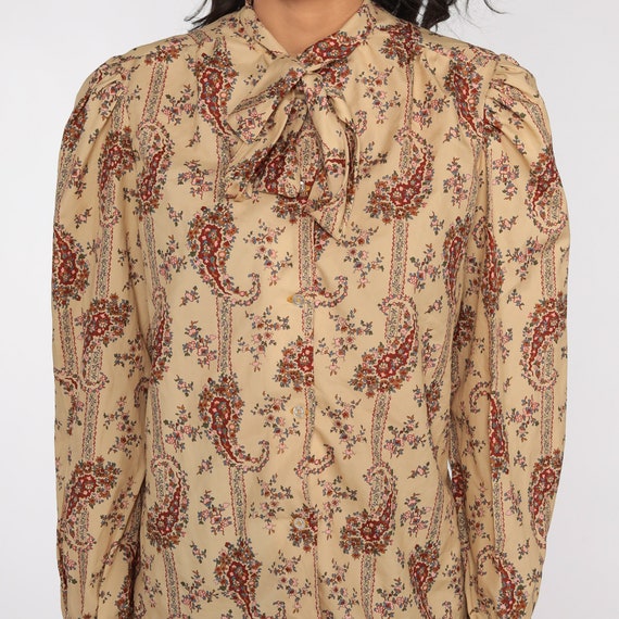 Paisley Ascot Blouse 70s Neck Tie Top Tan Psyched… - image 3