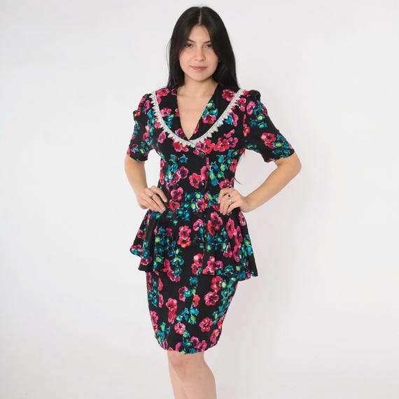 80s Floral Peplum Dress Black Pink Double Breasted Mini Dress High Waisted Shirtdress Short Puff Sleeve Button Up Vintage 1980s Small 3/4