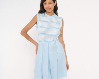 Vestido de cuadros vichy de los años 70, azul cielo y blanco, sin mangas, falda plisada, corpiño ajustado, mangas cortas, estilo mod, cuello Peter Pan, Vicky Vaughn Vintage, talla M