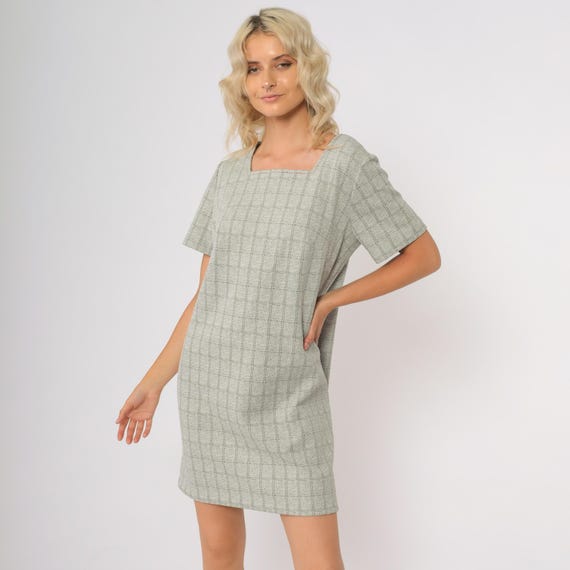 60s Gray Plaid Mini Dress Mod Shift Silhouette Square Neckline Short Sleeves Retro 1960s Scooter Style   Plaid Shift Twiggy Medium Large