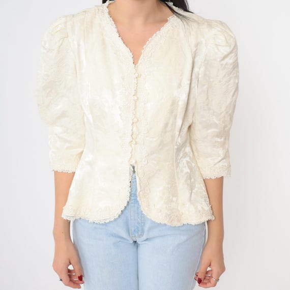 Vintage 80s Ivory Brocade Blouse Floral Lace Trim Pearl Button Up Puff Sleeve Top Romantic Retro Formal Chic 1980s Medium M