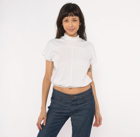 90s Mock Neck Top White Stag Short Sleeve Sweatshirt Ivory Banded Hem Tee Seam Detail Cream Pullover Casual BlouseCotton Shirt Small S