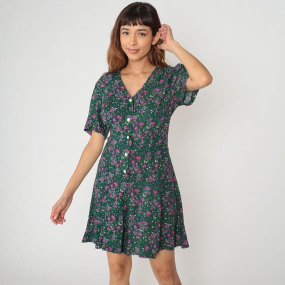 90s Floral Romper Green Pink Purple Short Sleeve V Neck Playsuit Cottagecore Vintage Summer Shorts Jumpsuit Feminine Calico Print Large L