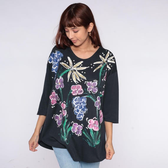 Painted Floral Top 90s Black Cotton Tunic Hand Painted Flowers Purple Pink Blue White Green V Neck Artistic Bohemian Cottagecore Medium M