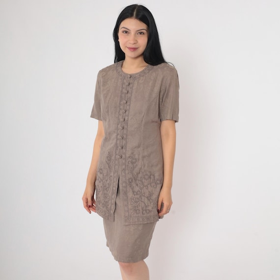 90s Brown Floral Dress Soutache Trim Embossed Sheath Dress Midi Dress Pencil Dress Secretary Button Up Vintage Short Sleeve Small Medium