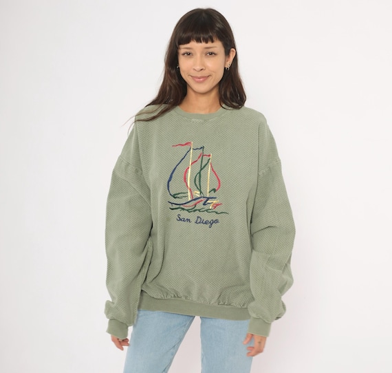 90s San Diego Sailboat Embroidered Sweatshirt Olive Sage Waffle Knit Pullover Nautical Tourist Souvenir Beach Coastal Green Vintage Large L