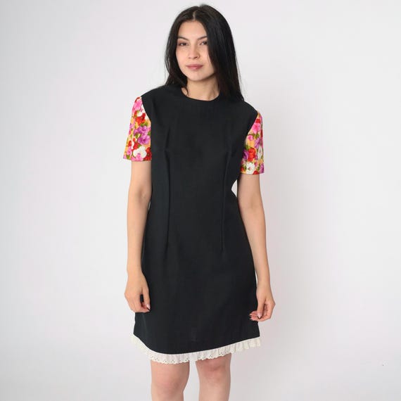 Vintage 60s Black Mod Dress Floral Puff Sleeve Mini Dress Eyelet Lace Hippie Boho 1960s Bohemian Shift Dress Gogo Twiggy Small S