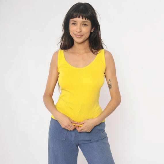 80s Yellow Tank Top Bright Lemon Scoop Neck Crop Fitted Simple Basic Vintage Summer Spring Gym Athletic Muscle Shirt Minimal Casual Medium M