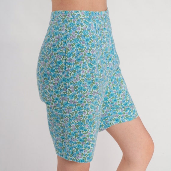 Blue Floral Shorts 60s 70s Shorts Retro High Waisted Shorts Flower Print Mid Length Summer Hippie Bohemian Cotton Vintage 1970s Small S 26