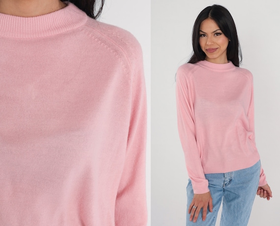 Raglan sleeves mock-neck pink sweater