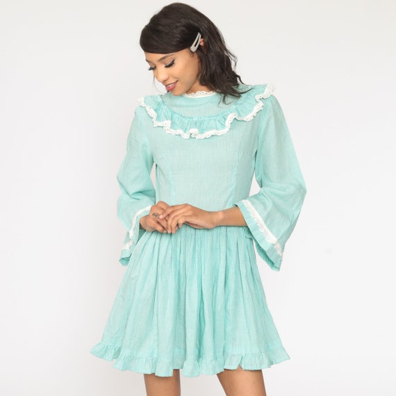 Gingham Cottagecore Dress 1960s Mini Dress Prairie Dress Eyelet Long Bell Sleeve Green 60s Boho High Waisted Checkered Vintage Small S