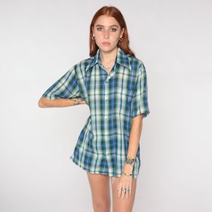 Blue Plaid Shirt 70s Button Up Shirt Green White Pointed Collar Checkered Print Retro Preppy Short Sleeve Vintage 1970s Thin Medium Large