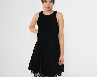 Vintage Velvet Mini Dress 80s 90s Black Lace Trim Party Dress A-Line Jewel Neck Sleeveless 1990s Formal Cocktail Gothic Minidress Small 4