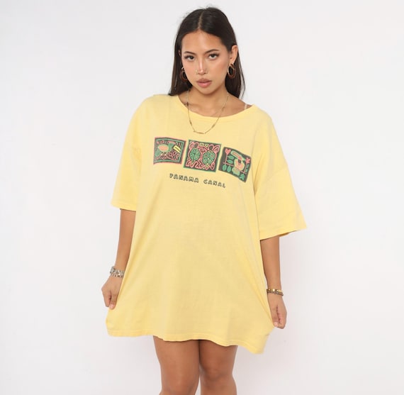 Panama Canal Souvenir Tee 90s Yellow T Shirt Cotton Toucan Turtle Bird Print Black Pink Green Travel Tourist Unisex Vintage Extra Large XL