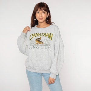 Vintage 90s Canadian Angler Sweatshirt Embroidered Fish Pullover Grey Fishing Shirt Canada Fisherman Crewneck Marshlands Extra Large xl