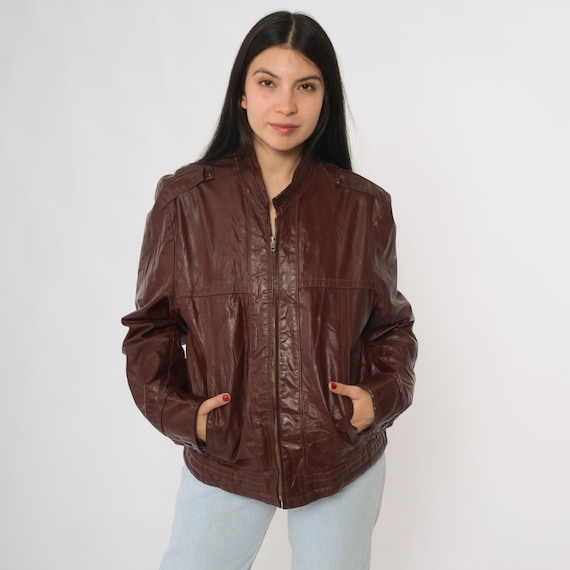 80s Leather Jacket Brown Zip Up Bomber Style Epaulet Shoulders Pocket Detail Lined Vintage 1980s Outerwear Moto Aviator Look Womens Medium M