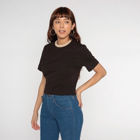 Vintage 70s Brown Short Sleeve Fitted Top Contrast Beige Collar Crew Neck Back Zip Mod Cropped Simple Plain Basic Shirt Medium M