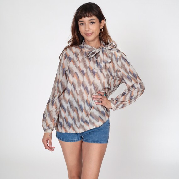 70s Ascot Blouse Checkered Print Neck Tie Top Pussy Bow Secretary Blouse Preppy Long Sleeve Shirt Taupe Orange Blue Vintage 1970s Large L
