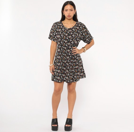 90s Floral Romper Black Ditsy Daisy Print Button Front Short Sleeve V Neck Rayon Playsuit Mini Jumpsuit Dark Prairie Vintage Medium M