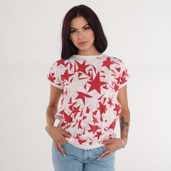 Star Print Top 80s Ringer Tee Retro T-Shirt Short Sleeve Blouse Banded Hem TShirt White Red Artsy Allover Print Shirt Vintage 1980s Medium M