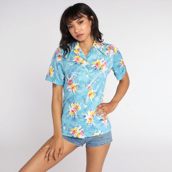 70s Shirt Abstract Floral Print Blouse Boho Top Hippie Psychedelic Print Pink Blue 1970s Vintage Bohemian Button Up Short Sleeve Medium