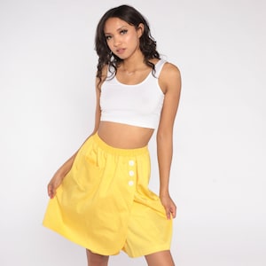 Yellow Mini Skirt 80s Tulip Hem Skirt Pocket Decorative Button High Elastic Waist Retro Girly Boho Simple Summer Vintage 1980s Medium M