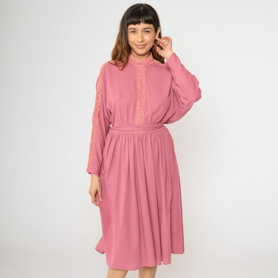 70s Pink Boho Midi Dress Vintage Lace Trim Victorian Party Dress Long Dolman Sleeve High Waisted Dress Blouson Boho 1970s Belted Medium 8