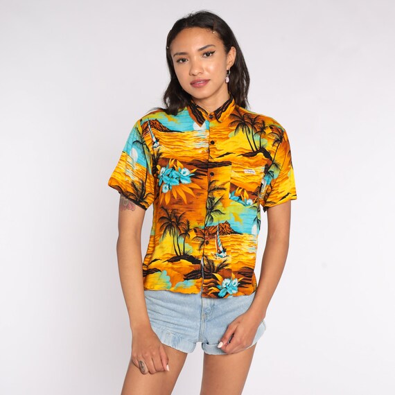 Hawaiian Shirt Sailboat Shirt 90s Floral Print Tropical Shirt Sailboat Surfer Yacht Sailor Button Up 1990s Sea Yellow Shirt Small S
