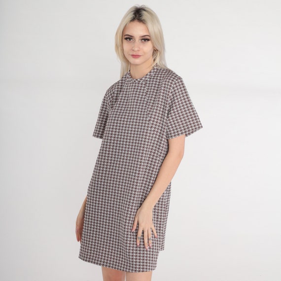 70s Mod Dress Mini Shift Dress Brown White Checkered Print Retro Gogo Space Age Minidress Short Sleeve Day Dress Vintage 1970s Medium Large