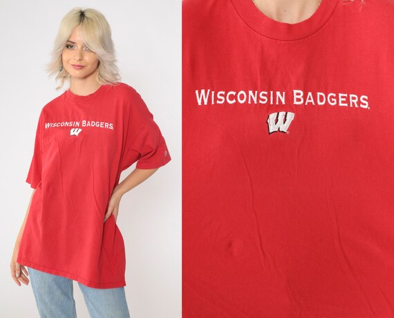 Vintage Wisconsin Badgers T Shirt 90s UW University Champion Football Shirt Retro TShirt 1990s Tee College Graphic Red Cotton Extra Large xl