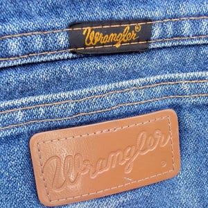 90-tals Wrangler-jeans med hög midja, raka ben, ljusblå tvättade denimjeans, bomull, vintage, klassiska, vardagliga, enkla byxor, 30x32, medium bild 16