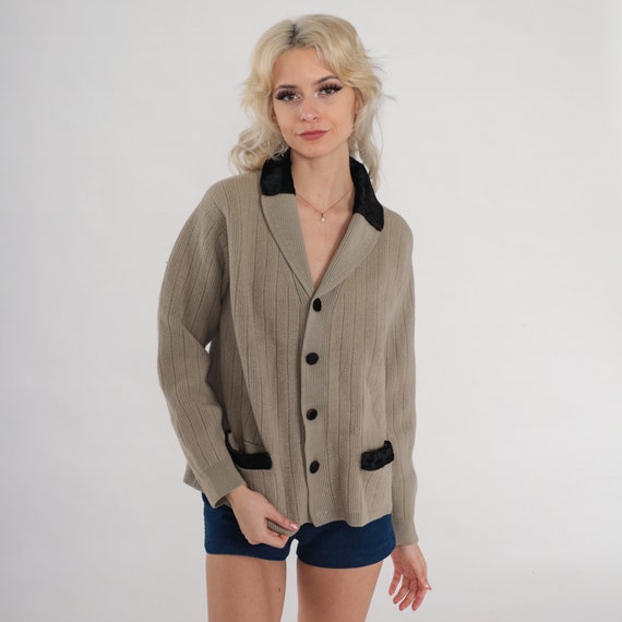 Taupe Wool Cardigan 80s Leather Trim Button up Sweater Ribbed Knit Shawl Collar Retro Preppy Neutral Basic Knitwear Vintage 1960s Medium M
