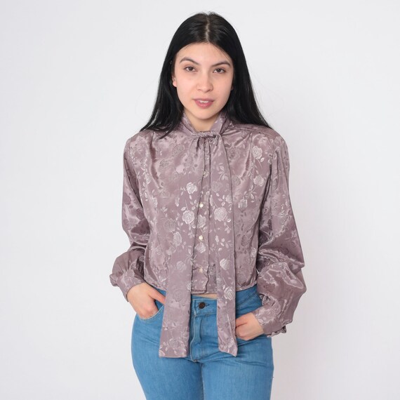 Floral Ascot Blouse 70s Crop Top Button Up Neck Tie Shirt Embossed Flower Print Long Sleeve Necktie Pussy Bow Purple Vintage 1970s Medium M