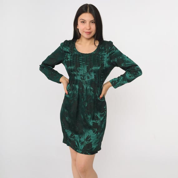 Vintage Green Satin Dress Mini 90s Jacquard Floral Party Dress Dress Long sleeve 1990s Pleated Scoop Neck Cocktail Minidress Small Petite