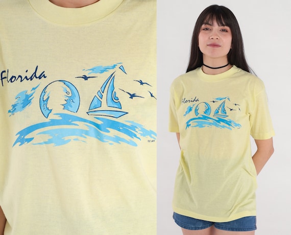 Florida T-Shirt 80s Sailing Shirt Ocean Sailboat Graphic Tee Tourist Travel TShirt Single Stitch Yellow Vintage 1980s Tee Jays Medium Large