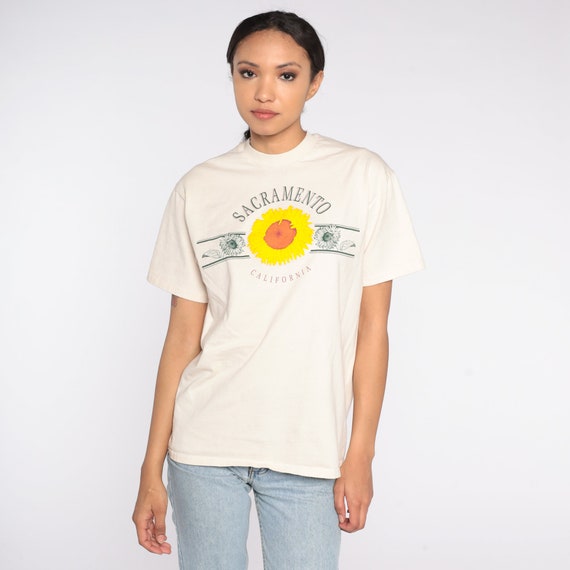 Sunflower Sacramento Shirt 80s 90s California T-Shirt Floral T Shirt Retro Tourist Grunge Graphic Tee Travel CA TShirt Vintage Mens Small S