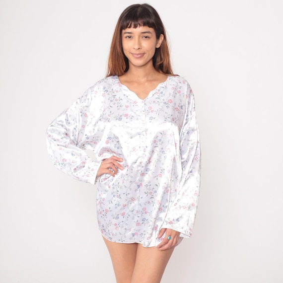 White Floral Nightgown 90s Pink Blue Flowers V Neck Knee Length Sleep Shirt Cottagecore Coquette Vintage Sleepwear Pajama Top Extra Large XL