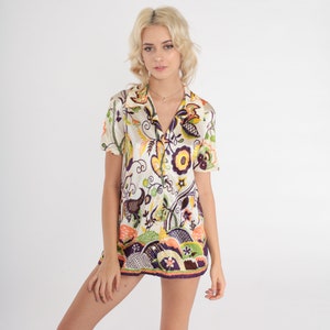 Groovy Floral Shirt 70s Psychedelic Top Button up Blouse Hippie Short Sleeve Summer Seventies Boho Vintage 1970s White Purple Medium