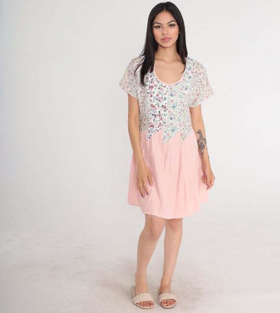 Floral Skater Dress 90s Mini Dress Pink White Flower Print Day Dress Short Sleeve Summer Sundress Zig Zag Color Block Vintage 1990s Medium M