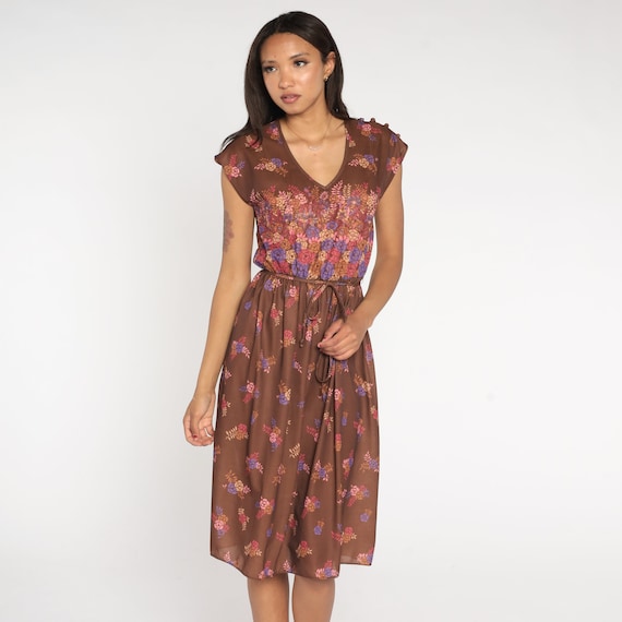 70s Floral Dress Brown Semi-Sheer Midi Dress Boho Chic Cap Sleeve 1970s Deep V Neck Bohemian Vintage High Waist Retro Medium