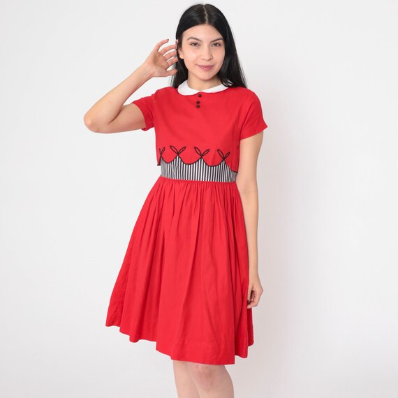 60s Dolly Dress Red Mini Dress Black White Striped Bow Peter Pan Collar High Waisted Pleated Full Skirt Short Sleeve Vintage 1960s 2xs xxs