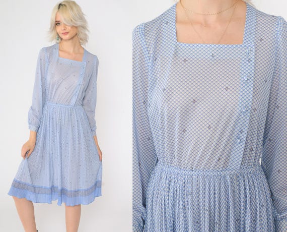 Vintage 1970s Long Blue Pleated Skirt Vintage 1970s Long Blue Pleated Skirt