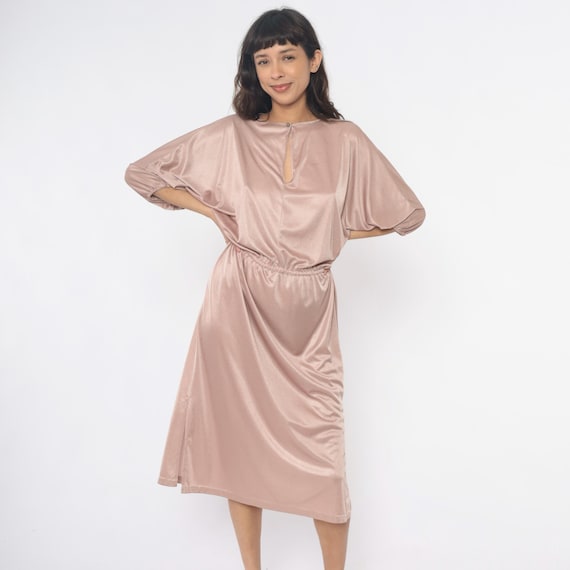 70s Champagne Satin Dress Batwing Dolman Sleeve Blouson Keyhole Beige Nude Blush Pink Taupe Disco Evening Party Cocktail Vintage Medium M