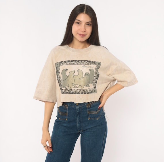 Monterey Sea Lion Crop Top 90s Souvenir Tee Tan Acid Wash Cotton Shirt Beige Animal Beach Vacation Travel Nature Wildlife Vintage Medium M