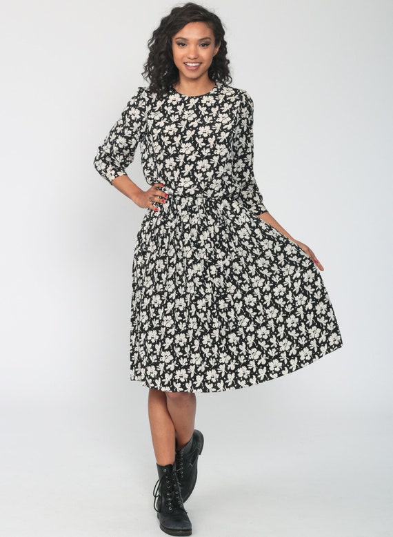 80s Floral Dress Black Midi Boho Secretary Vintage 90s High Waisted Bohemian Pleated Dress Black Print Grunge Small 4