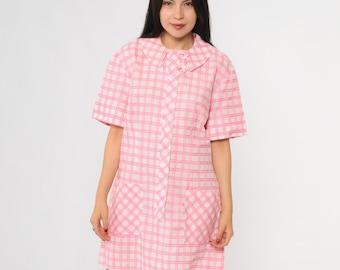 Pink Plaid Dress 60s House Dress Vintage Short Sleeve Button Front Peter Pan Collar Pockets Shift Style Lounge Wear Retro Day Dress Large L