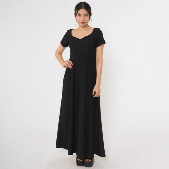 Vintage Black Evening Gown 90s Beaded Scroll Bodice Dress Sweetheart Neck Short Sleeve Empire Waist Formal Party Maxi Dress 1990s Small 6