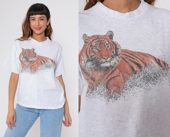 90s Tiger Shirt Graphic Animal Tshirt Heather Grey Single Stitch Big Cat Retro T Shirt Screen Print Crewneck Tee Vintage 1990s Medium